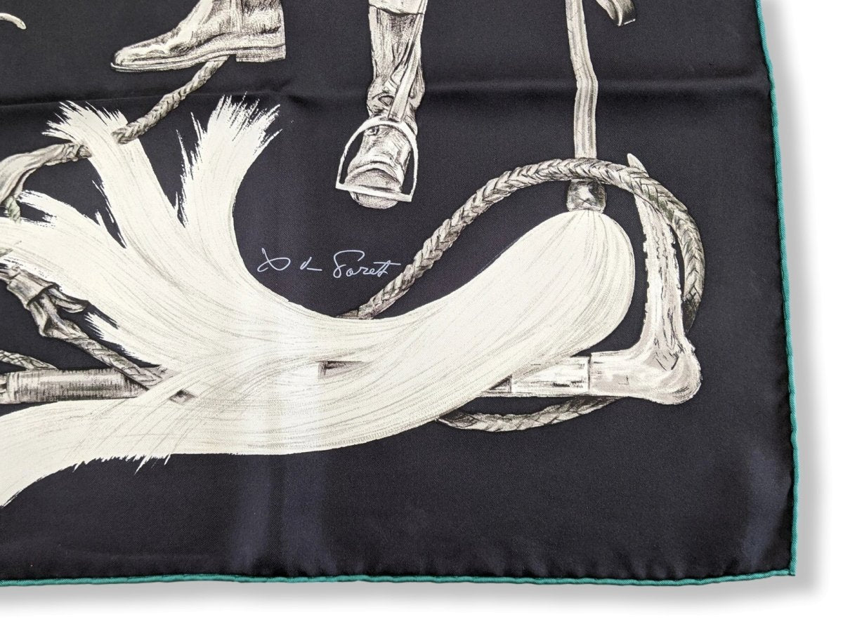 Hermes 2002 Noir/Blanc/Vert A Propos des Bottes Blanc Matte Overlay Twill 90 by Xavier de Poret, Excellent!