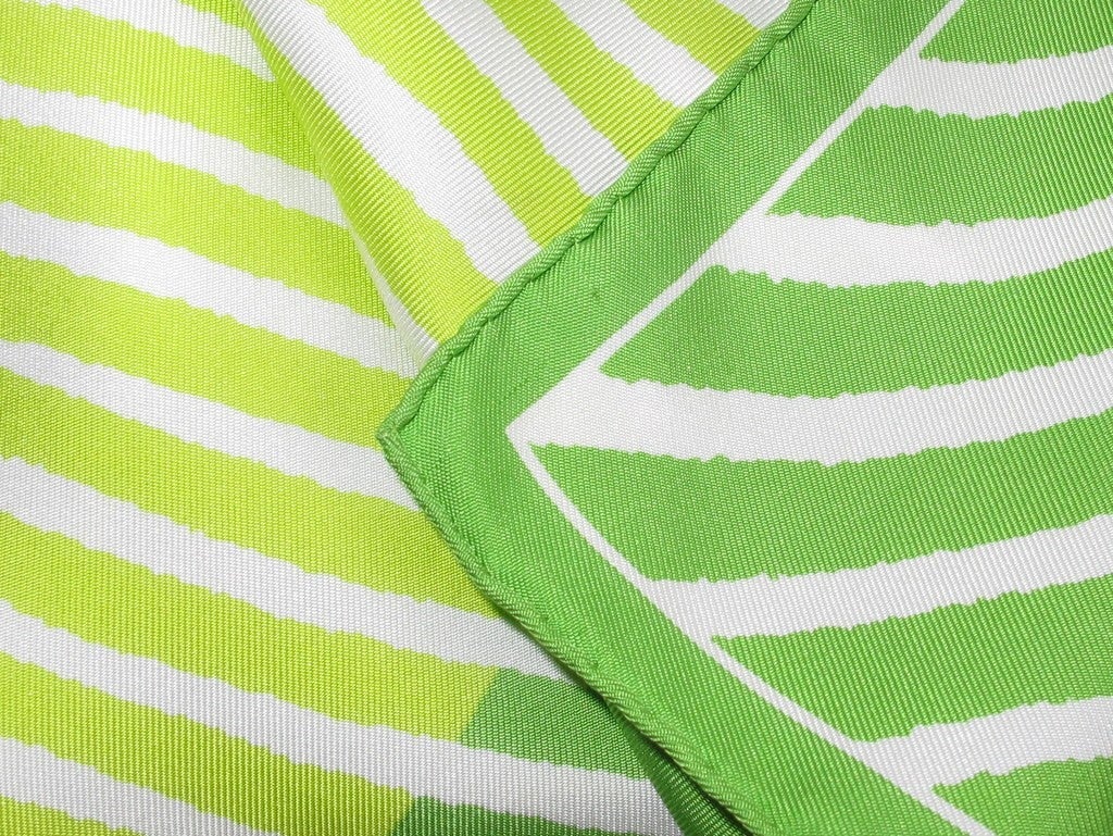Hermes 2003 Apple Green/Yellow Soleil Twill 90 - poupishop