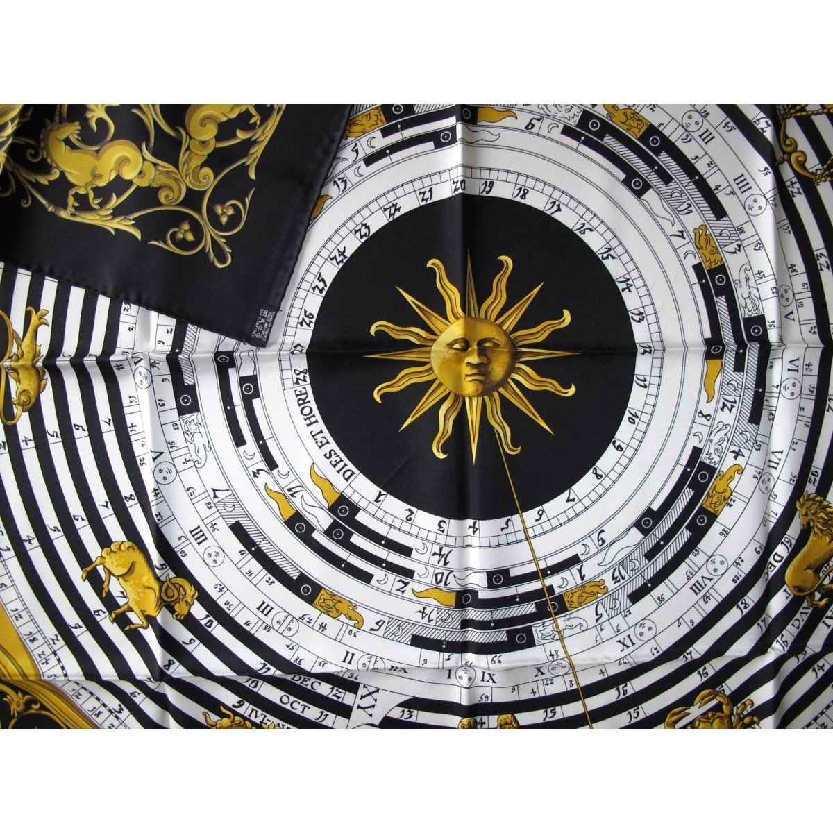 Hermes Astrologie Dies et Hore Twill Silk 90