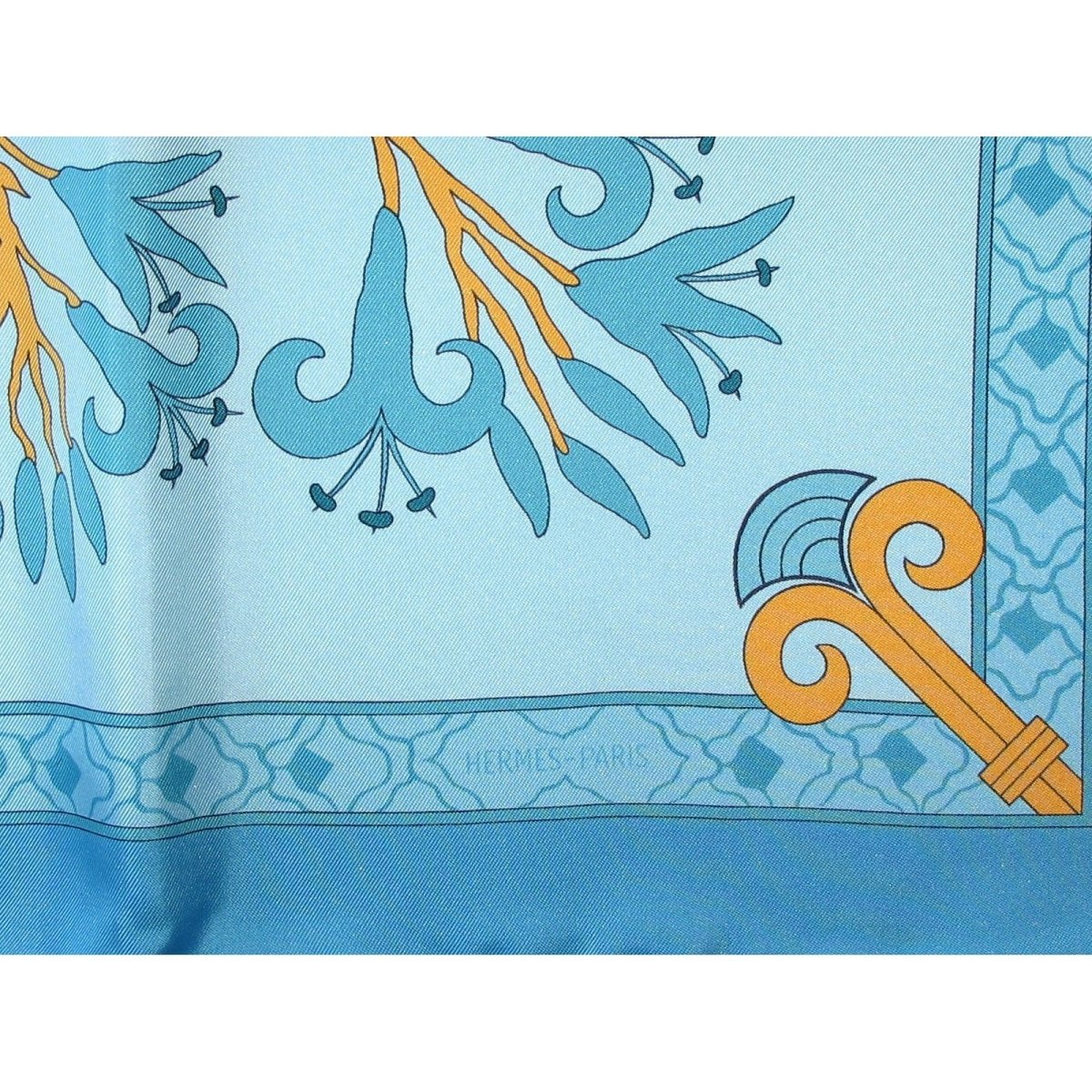 Hermes Le Printemps de Thera by Julia Abadie Twill 90