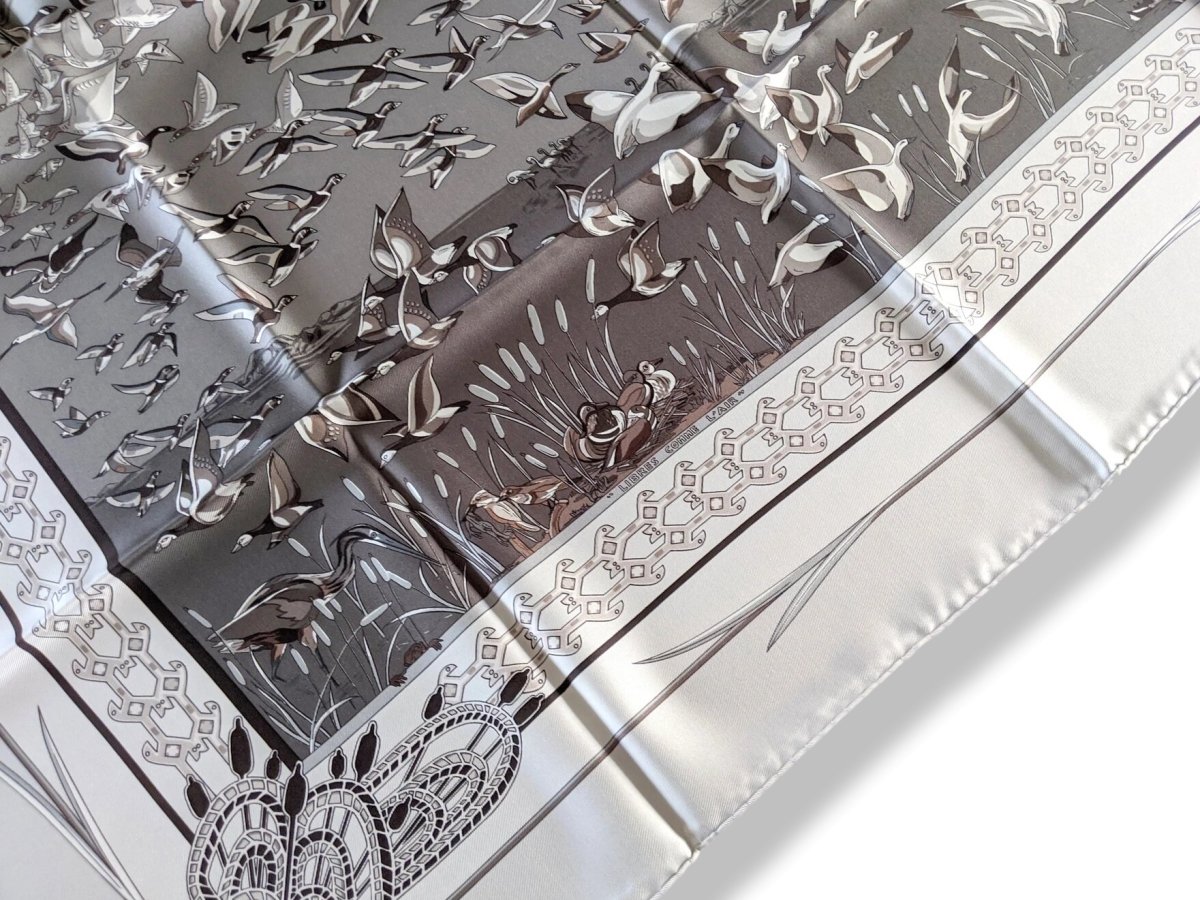 Hermes 2003 Sepia/Grey Birds LIBRES COMME L'AIR by Annie Faivre, New!