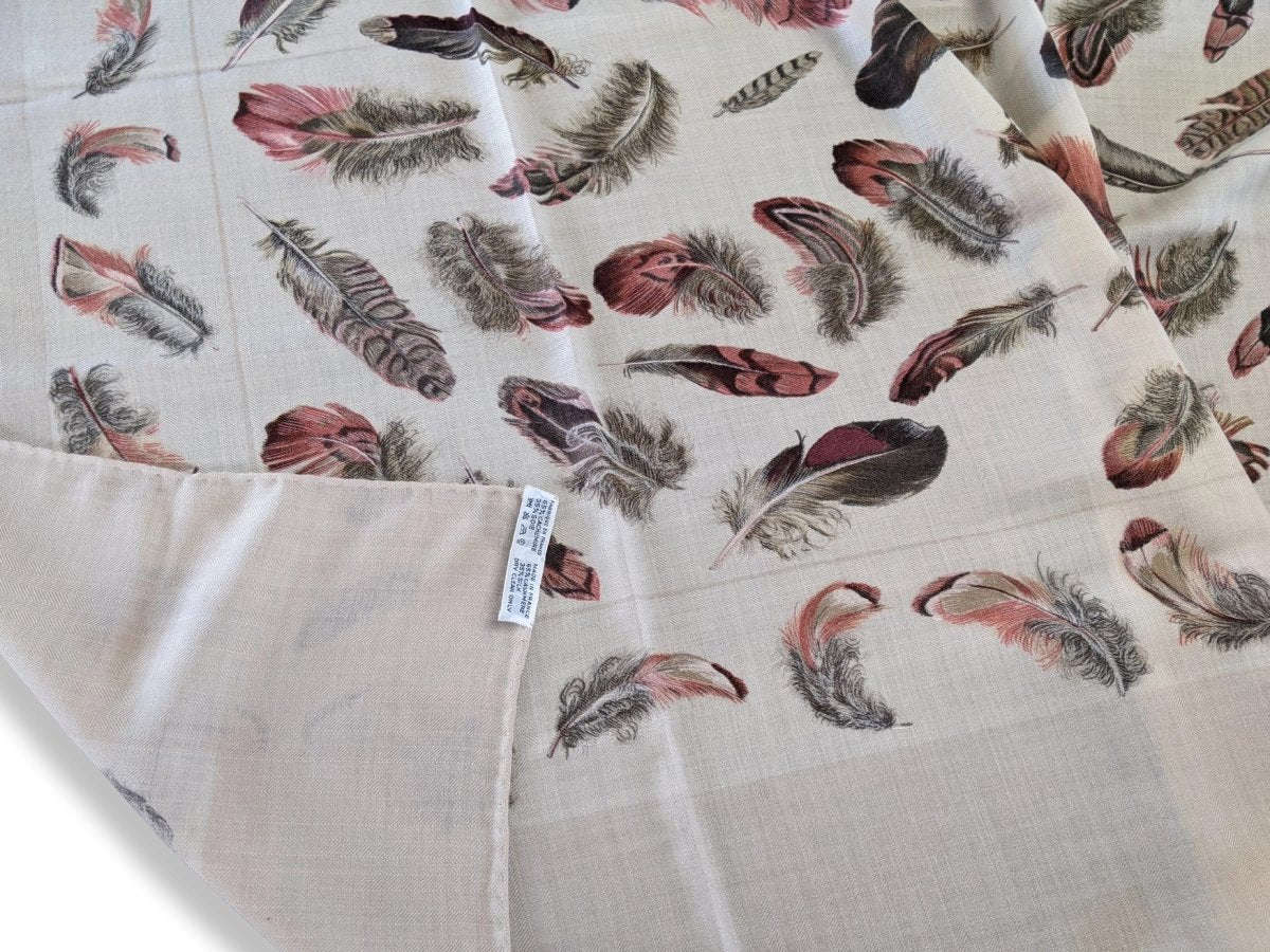 Hermes 2004 Beige/Vieux Rose Plumes by Henri de Linares Cashmere Shawl 140 Rare, Mint!