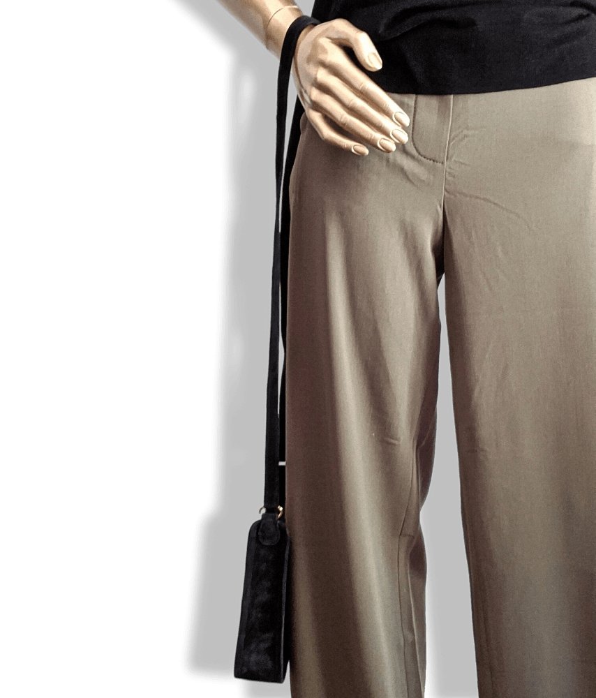 Hermes 2004 Black Calfskin Doblis VESPA Shoulder Pochette Bag TPM, Lovely!