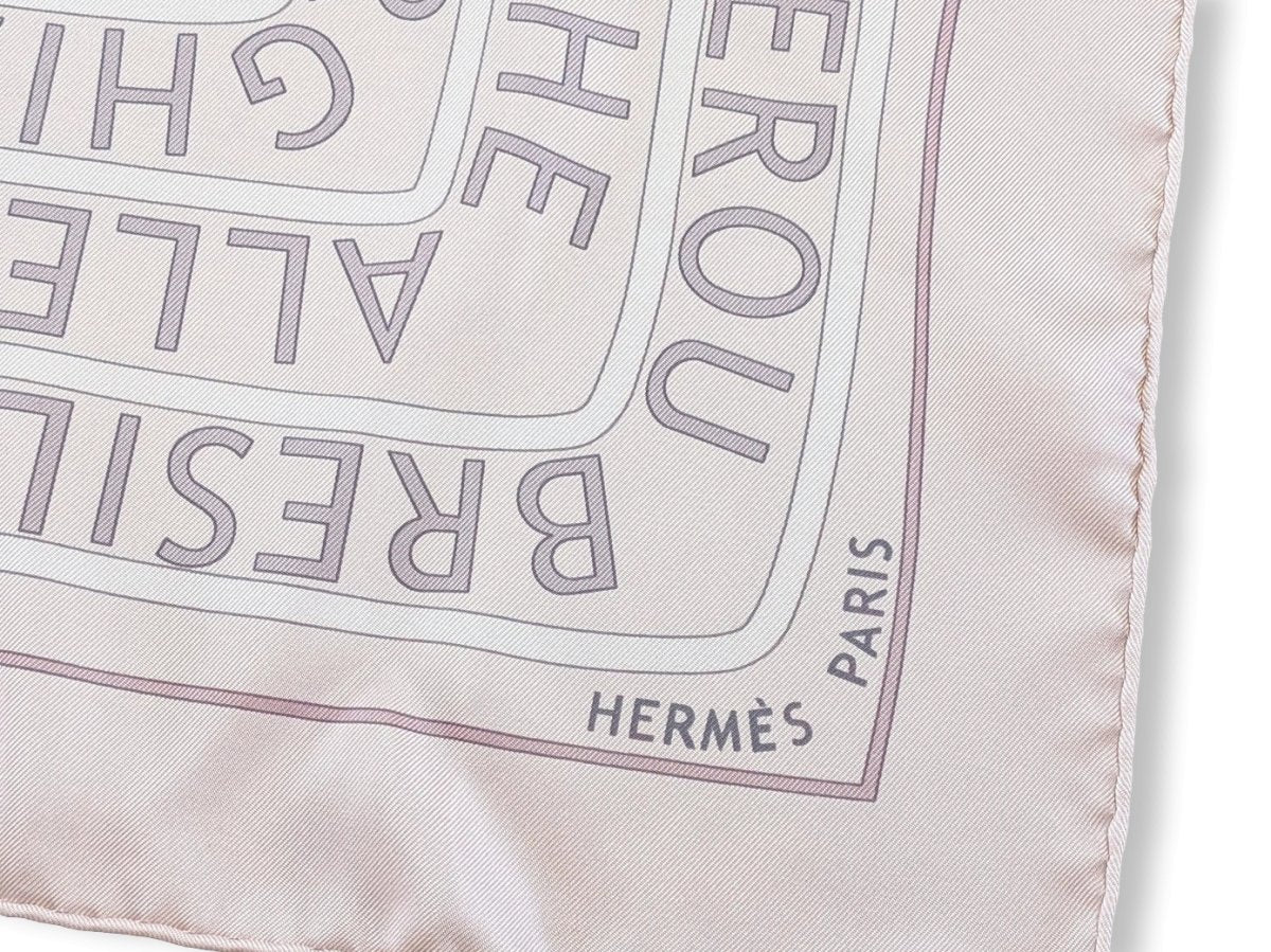 Hermes 2005 Rose "Sources de la Vie" by Fred Rawyler Twill Silk 90 x 90 cm