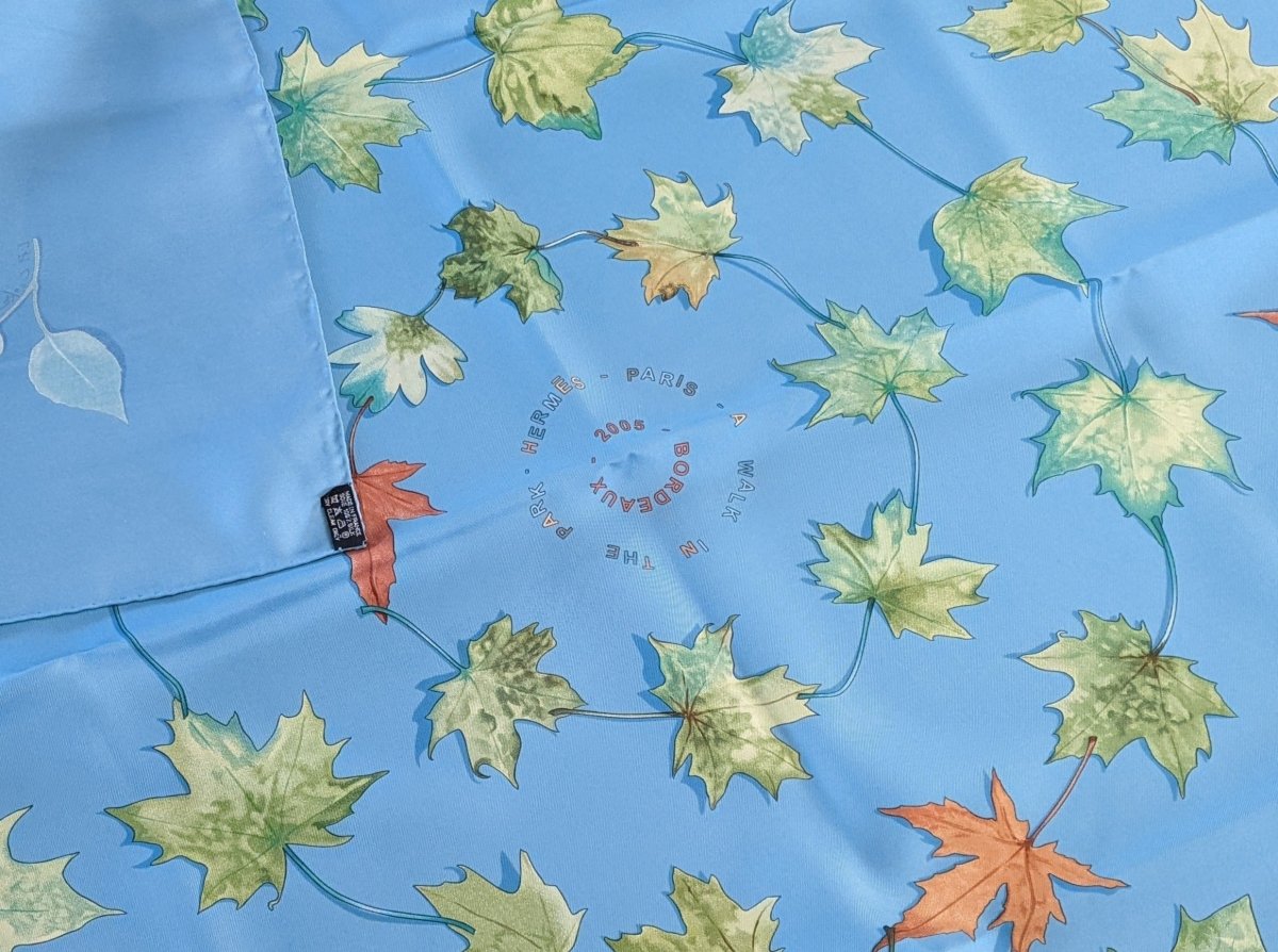 Hermes 2005 Special Issue Bordeaux "A walk in the Park" by Leigh P. Cooke Twill Silk Carre 90, RARE!