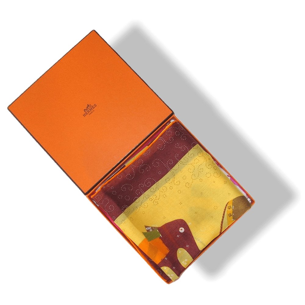 Hermes La Ronde des Elephants by Celine Huron 70 cm