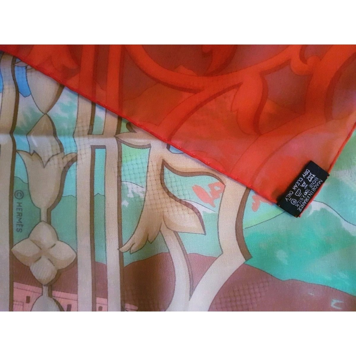 Hermes 2006 Red Blue Green Le Fleuve Sacre Mousseline 140, NIB! - poupishop