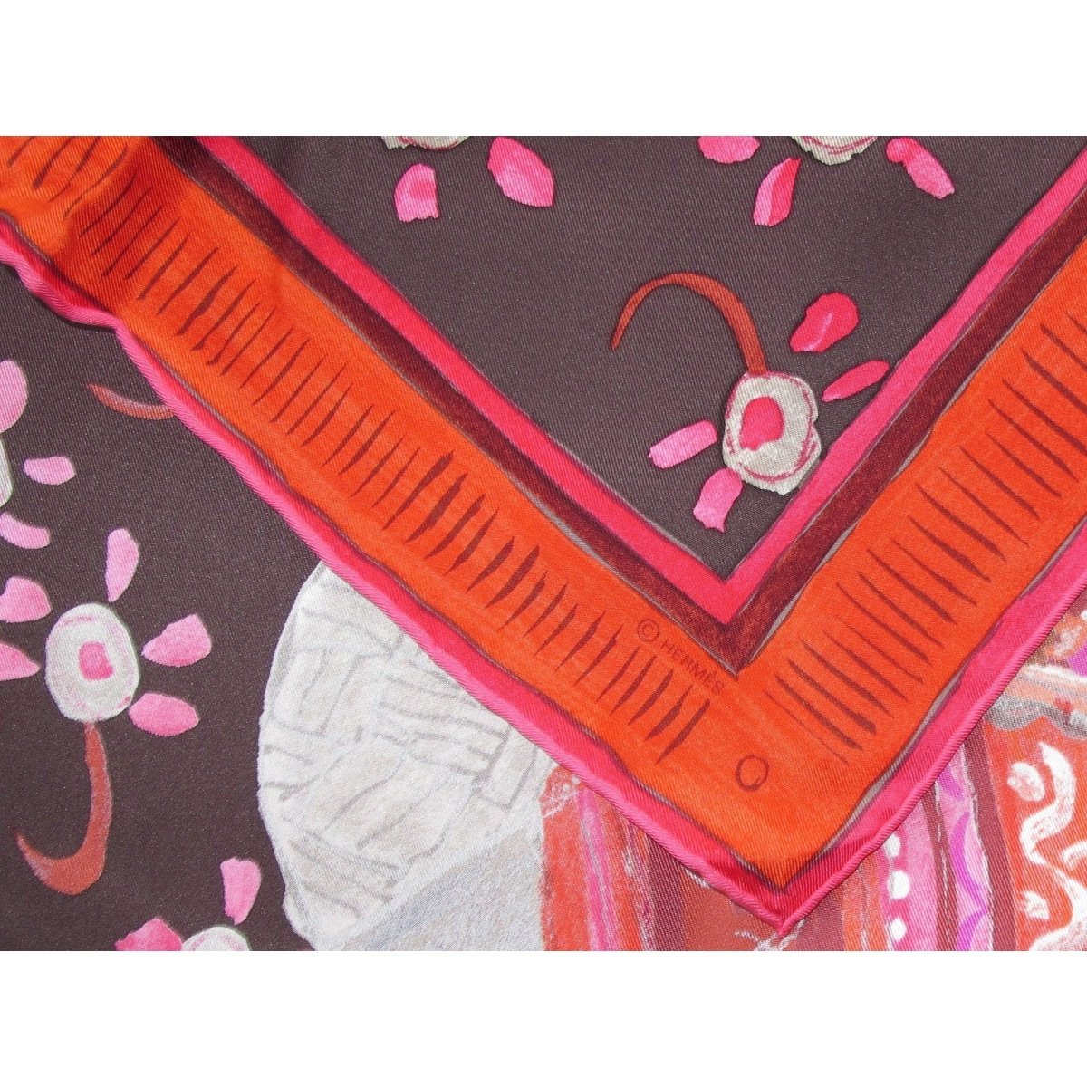 Hermes Beloved India Blanc Matte Overlay Twill Silk