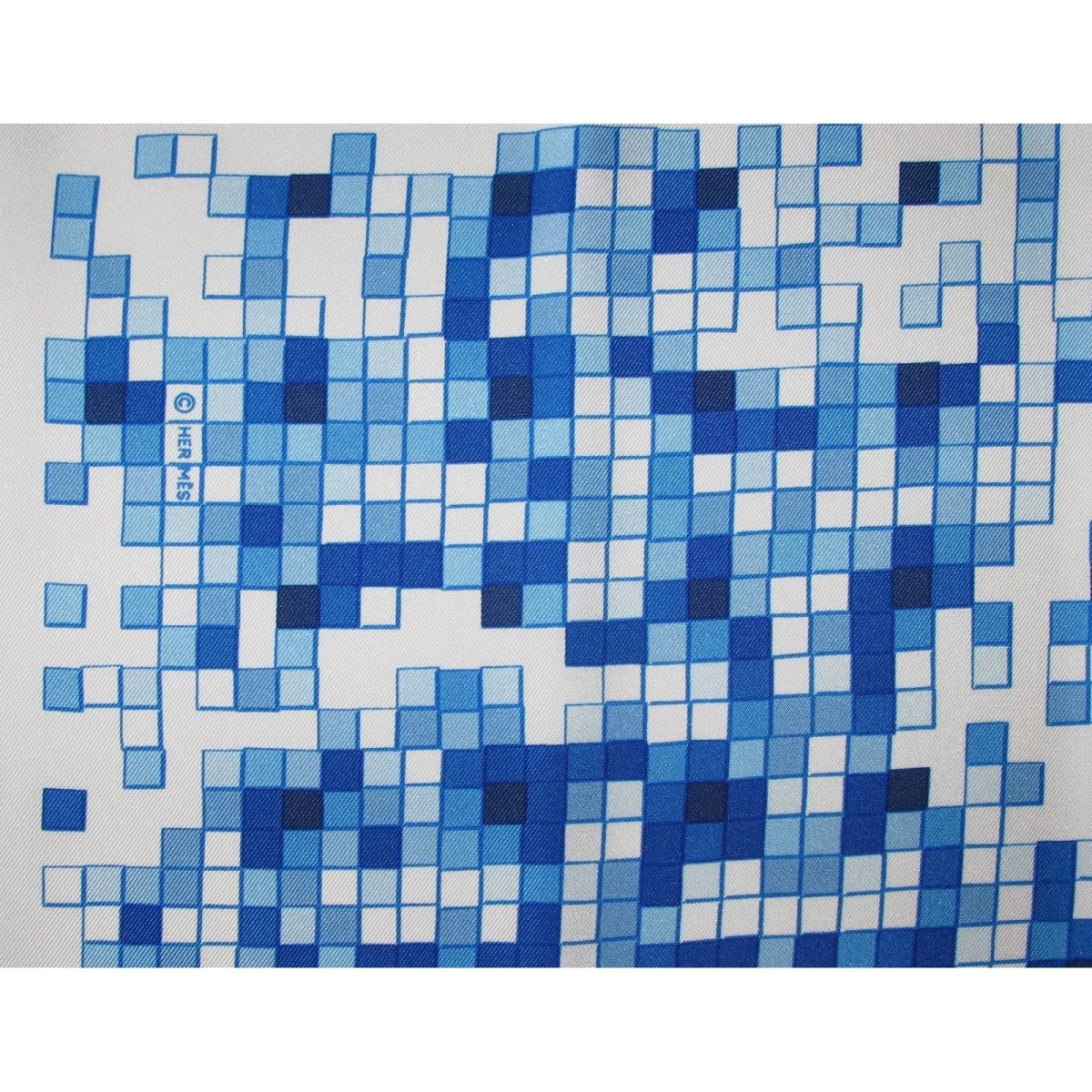 Hermes Mosaique au 24 Faubourg Twill 90