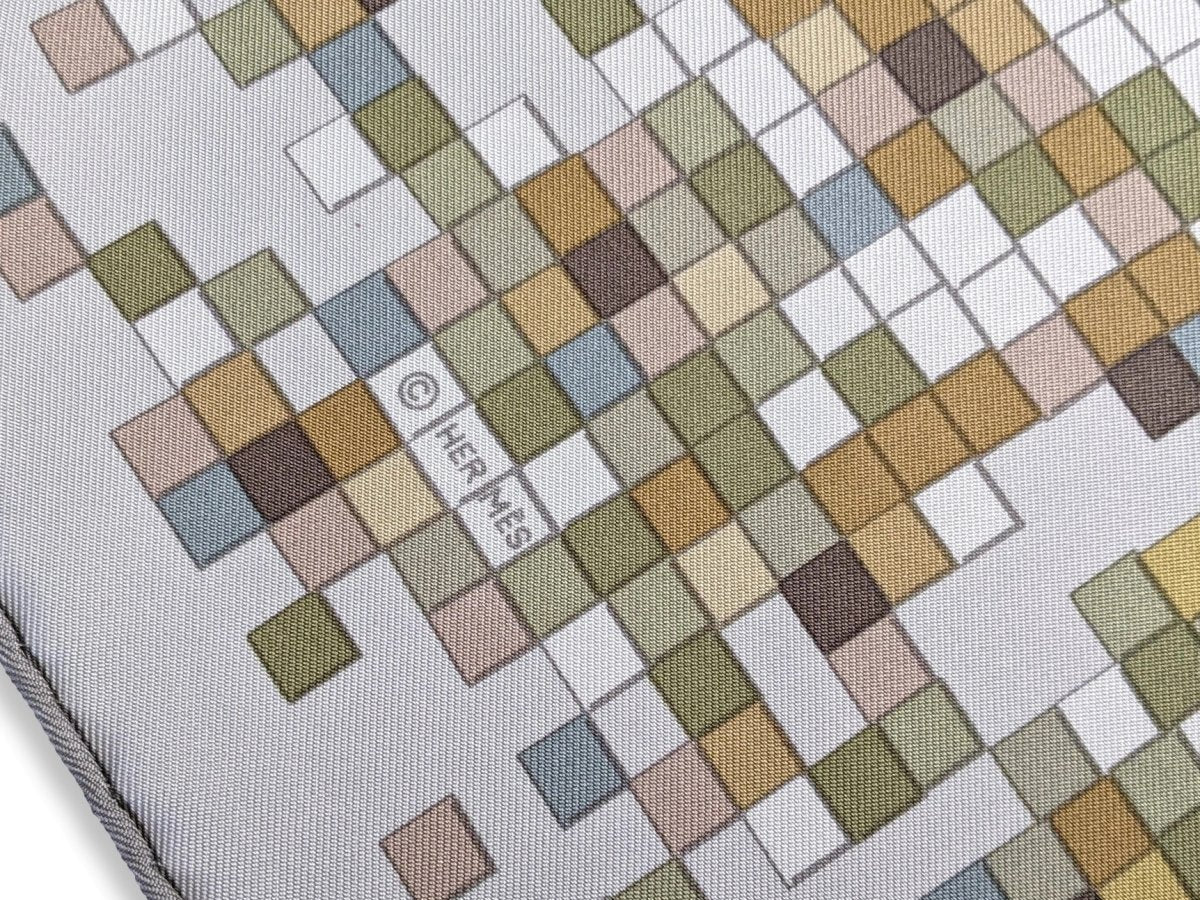Hermes 2008 Gris Mosaique au 24 Faubourg by Benoit Pierre Emery Twill 90