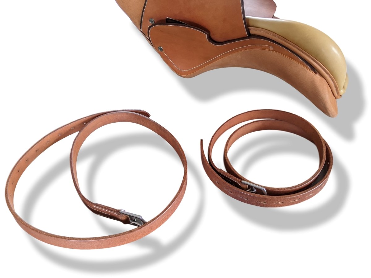 Hermes 2008 Pets Naturel/Sable Bull Calf CLASSIC ORIENTED JUMPING SADDLE, Sz 17" New!