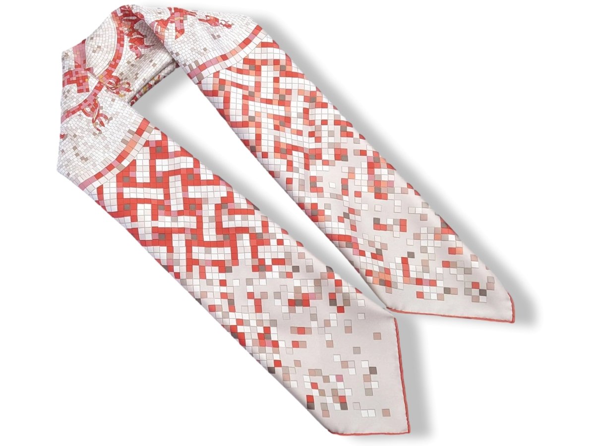 Hermes 2008 Rouge/Mastic/Gris "Mosaique au 24 Faubourg" by Benoit Pierre Emery Twill 90, NIB!