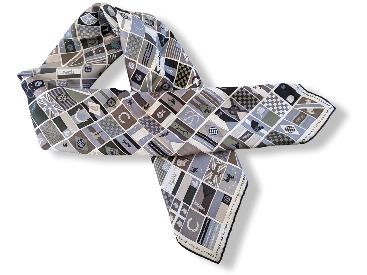 Hermes 2009 Black/White/Etoupe HERMES EN VOYAGE by Benoit Emery Blanc Matt Overprint Twill 90