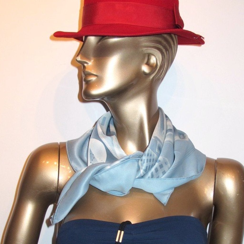 Hermes 2009 Blue Please Check In Vintage Silk 70,