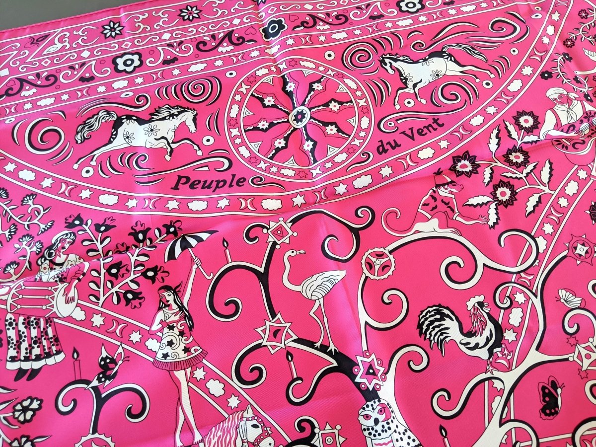 Hermes 2009 Rose Vif/Blanc PEUPLE DU VENT Silk Shawl 140, NIB!