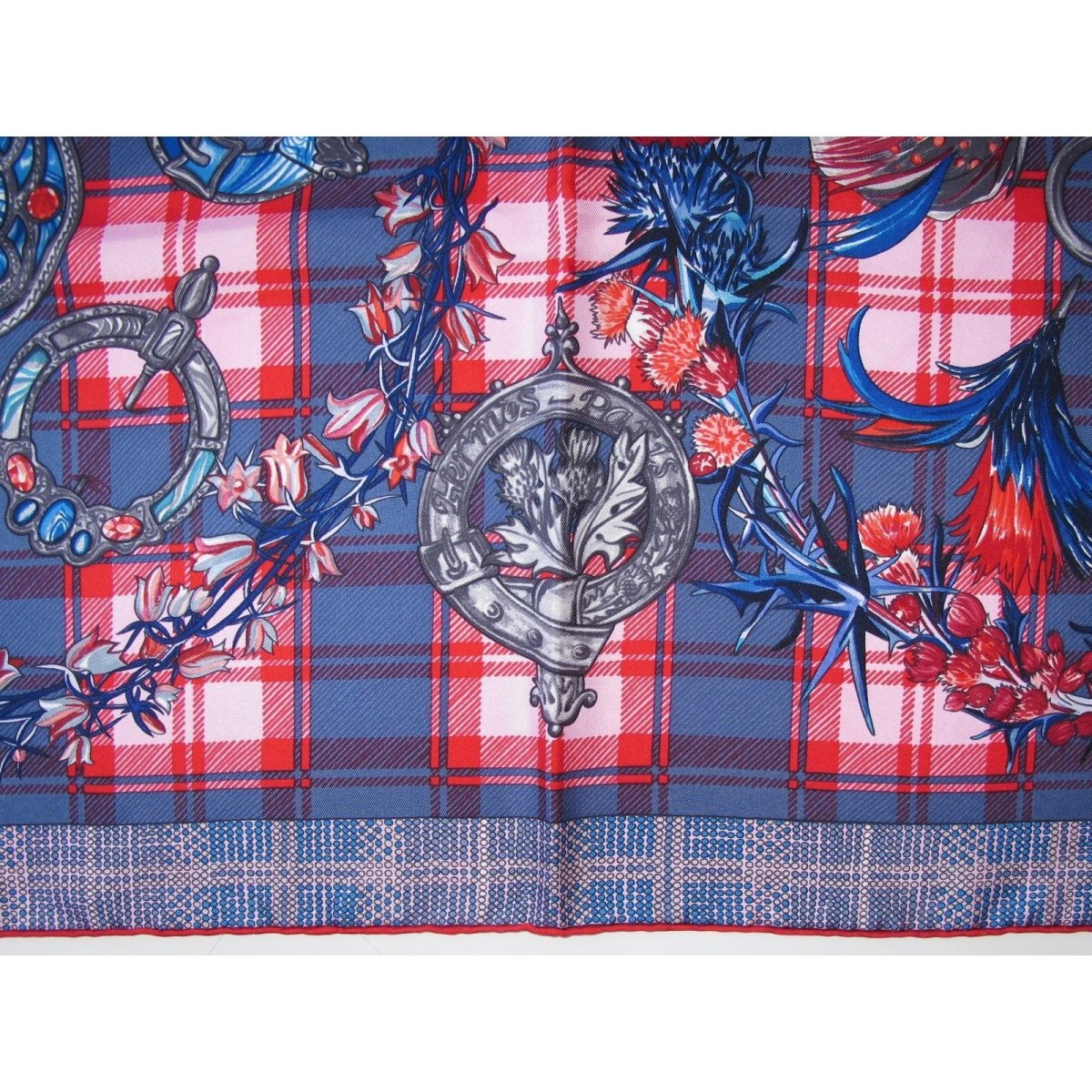 Hermes 2010 Blue Pink Fleurs d'Ecosse by Sylvia Kerr Twill 90cm, Mint! - poupishop