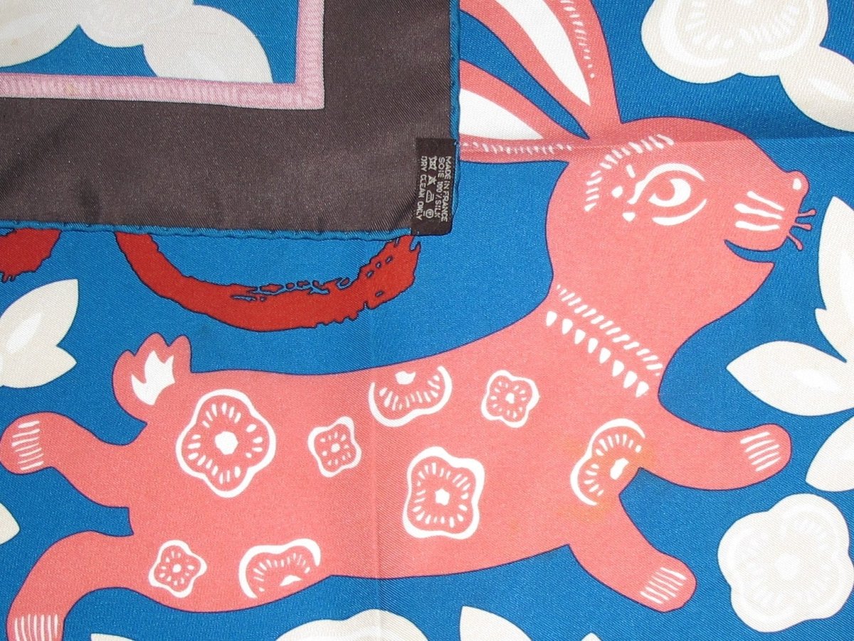 Hermes Chinese Zodiac Annee du Lievre Gavroche Pocket Scarf 45