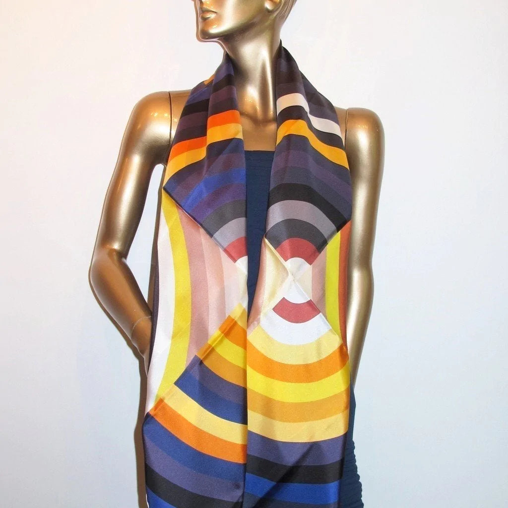 Hermes cw06 Marcelina Silk GM 140