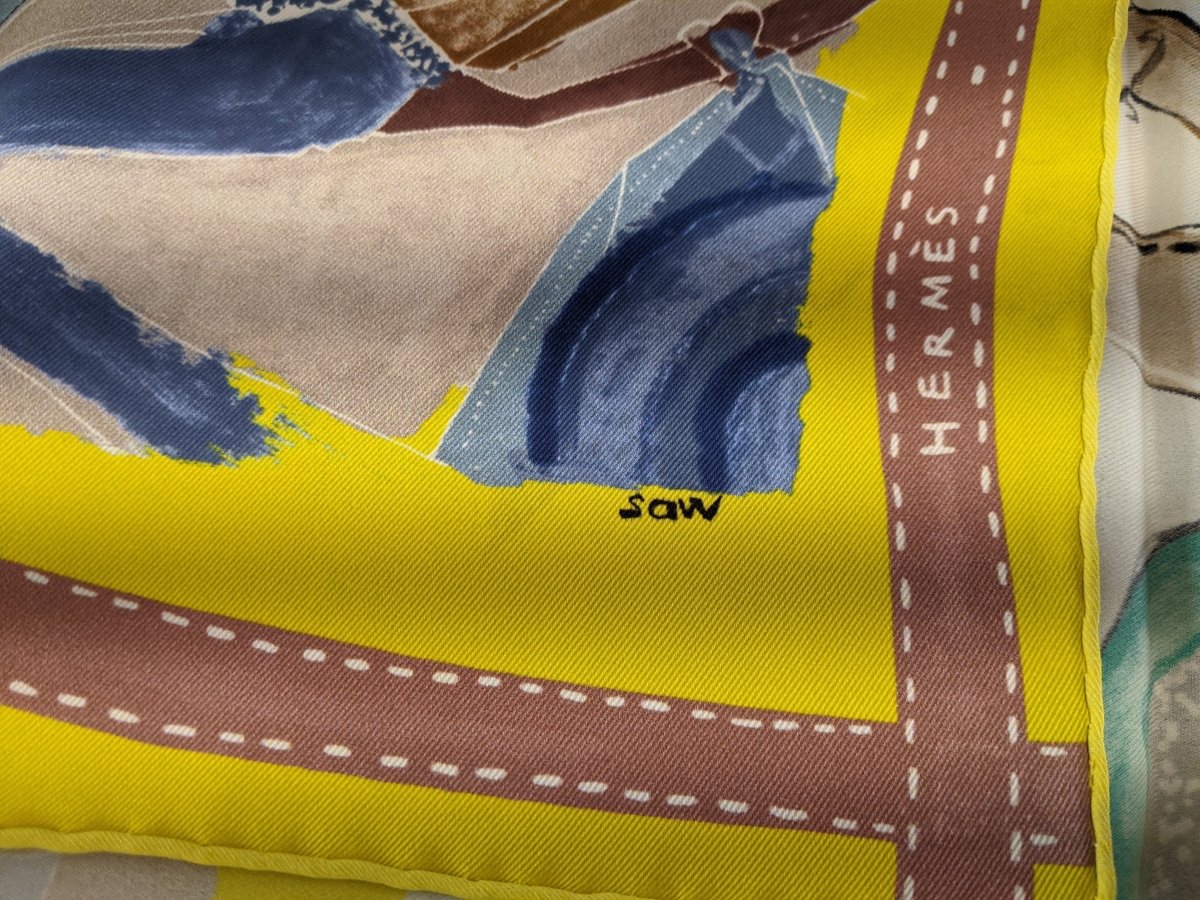 Hermes 2011 Jaune J'aime mon Carre by Saw/ Adaptation Studio Vintage Silk 70
