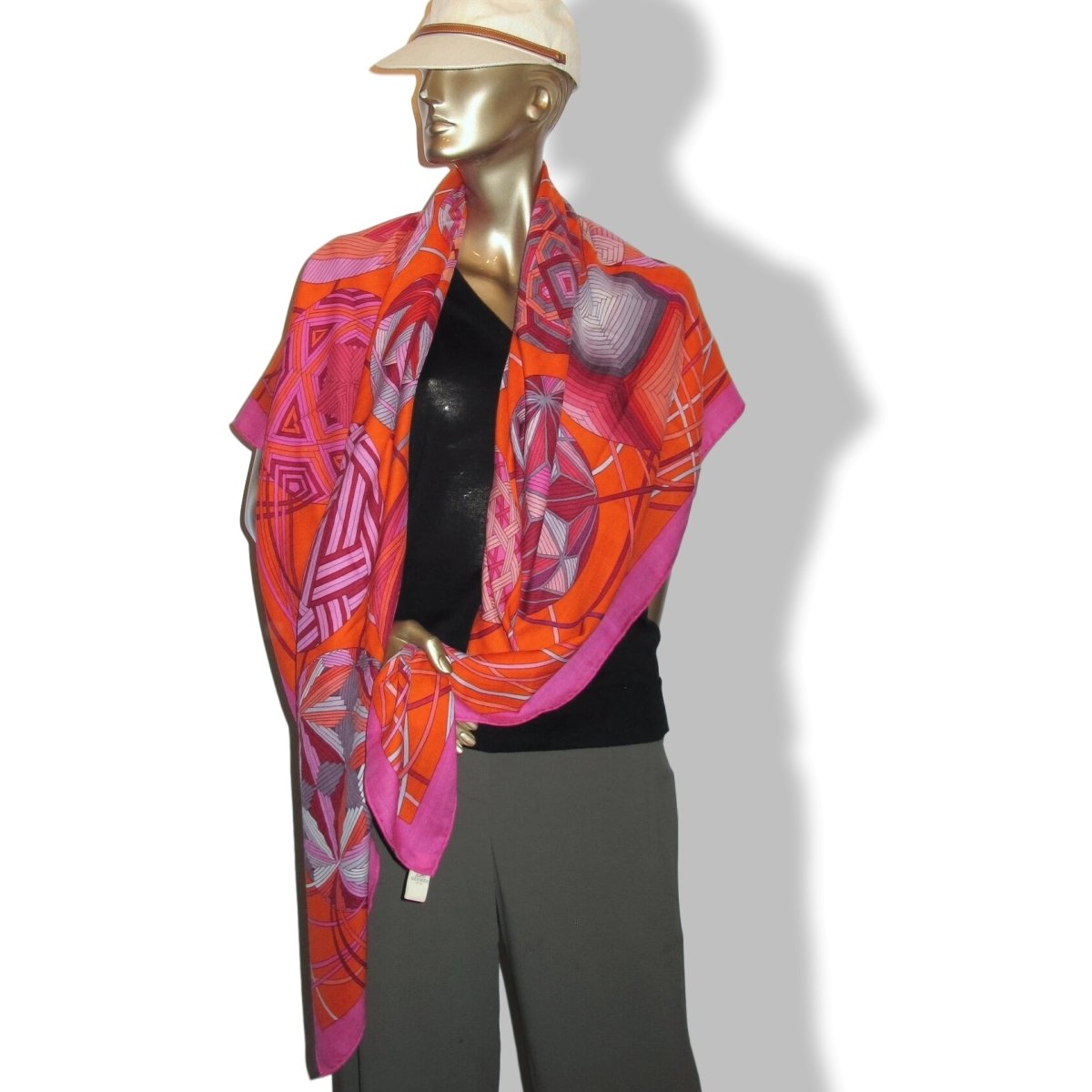 Hermes 2011 Rose Vif/Orange/Prune L' ART DU TEMARI by Nathalie Vialars Cashmere Shawl 140, NWTIB!