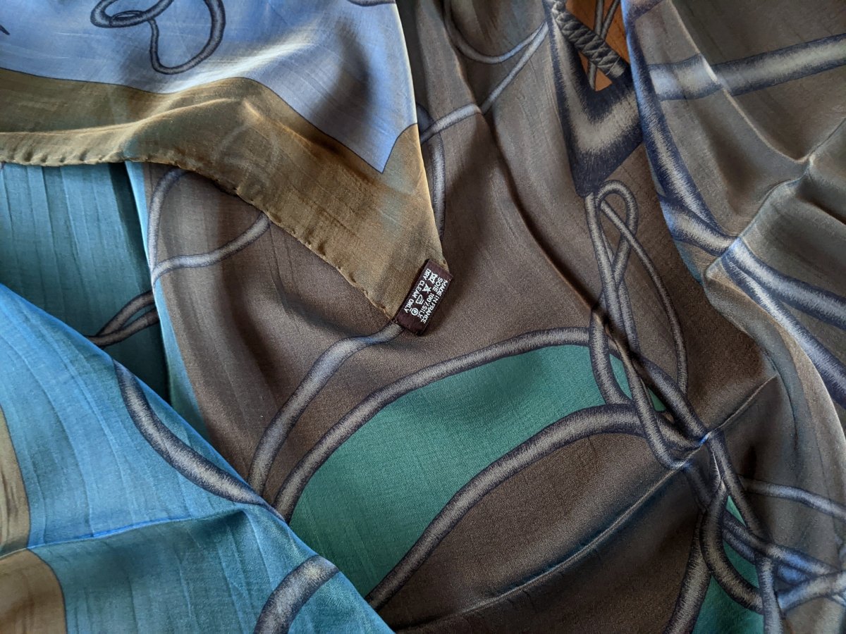 Hermes 2012 COUP DE FOUET Mousseline of Silk Changeante 140, NIB!