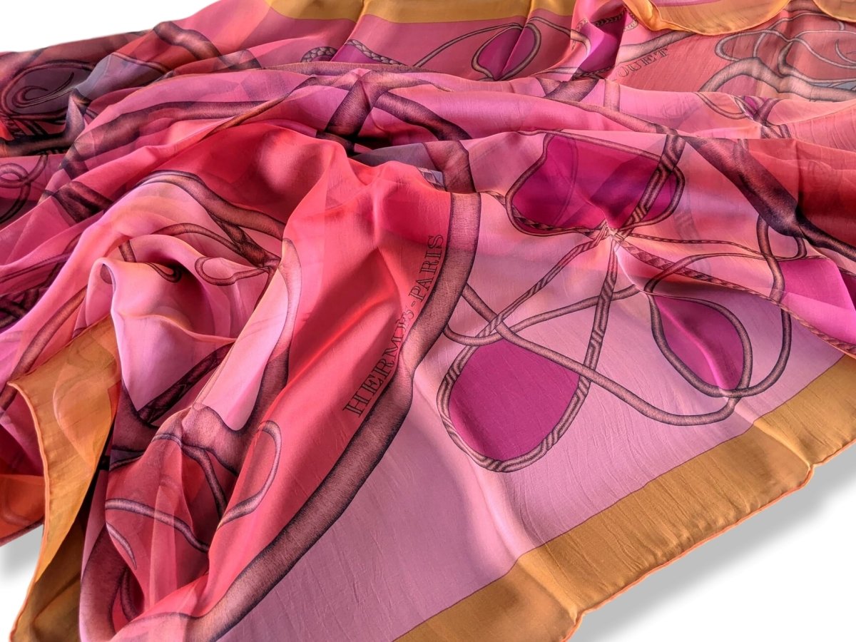 Hermes 2012 Fuchsia Jaune/Parme/Rose COUP DE FOUET Mousseline of Silk Changeante 140, NIB!