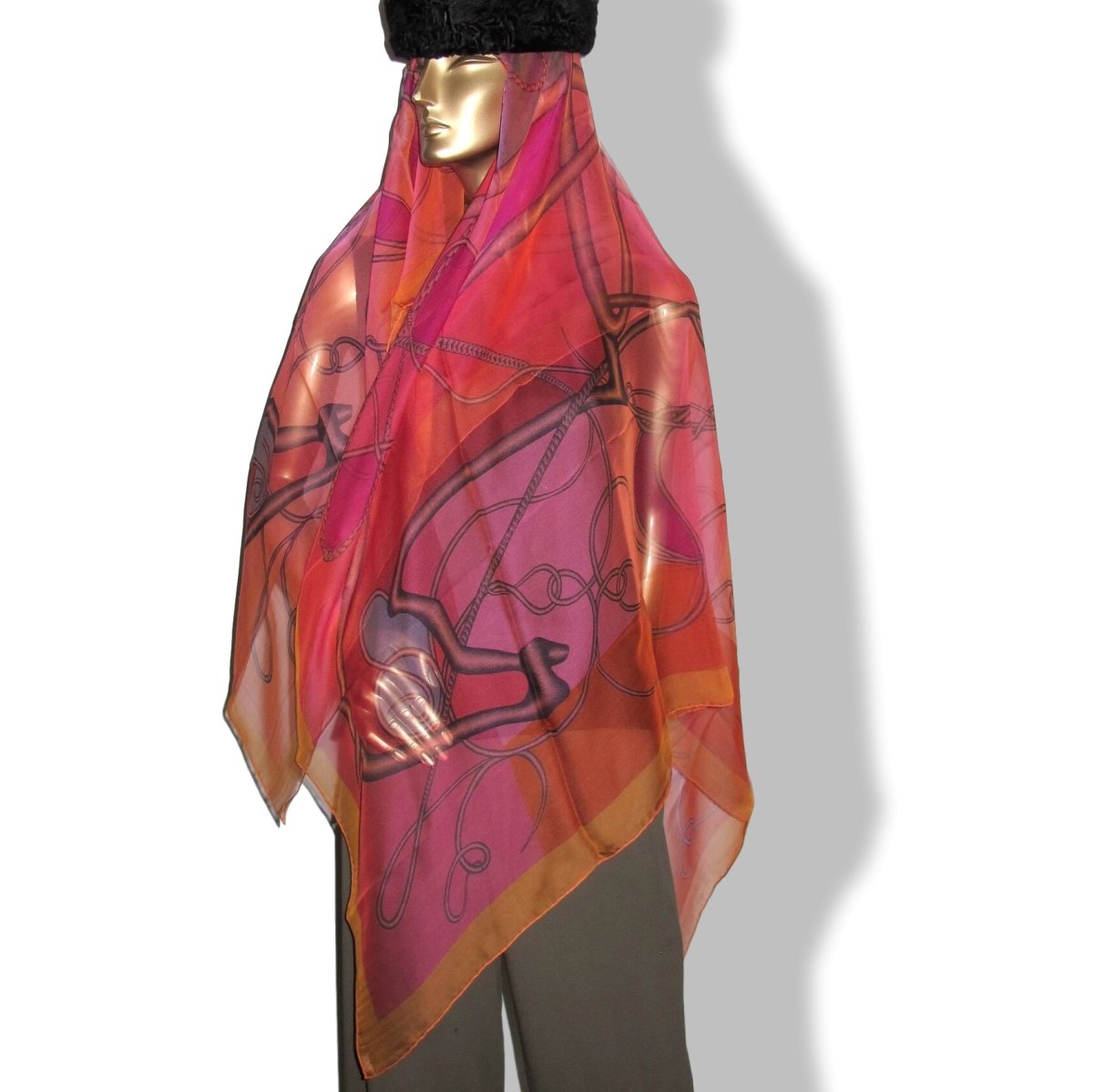 Hermes 2012 Fuchsia Jaune/Parme/Rose COUP DE FOUET Mousseline of Silk Changeante 140, NIB!