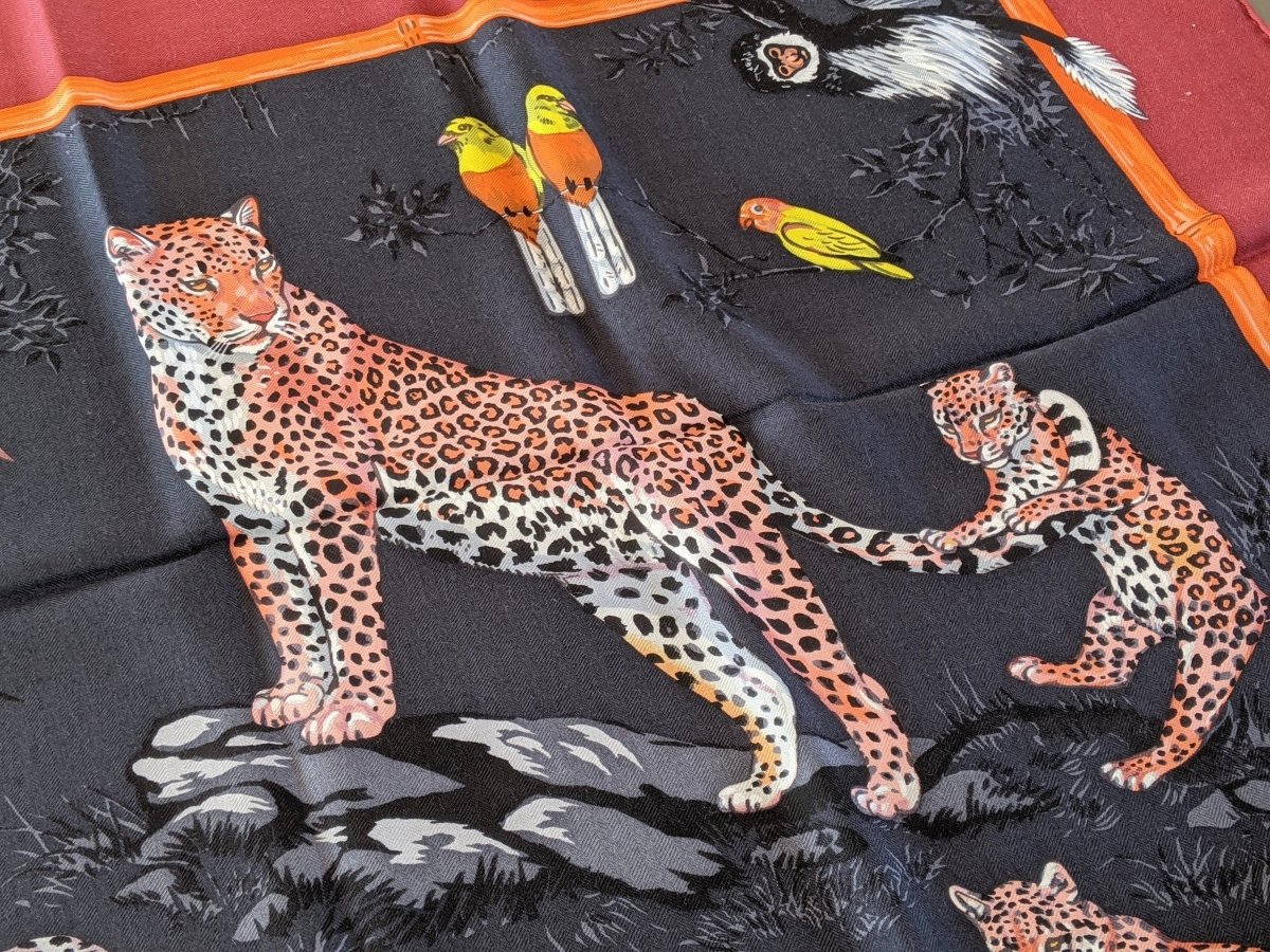 Hermes 2012 TENDRESSE FELINE by Robert Dallet Cashmere Shawl 140, New!