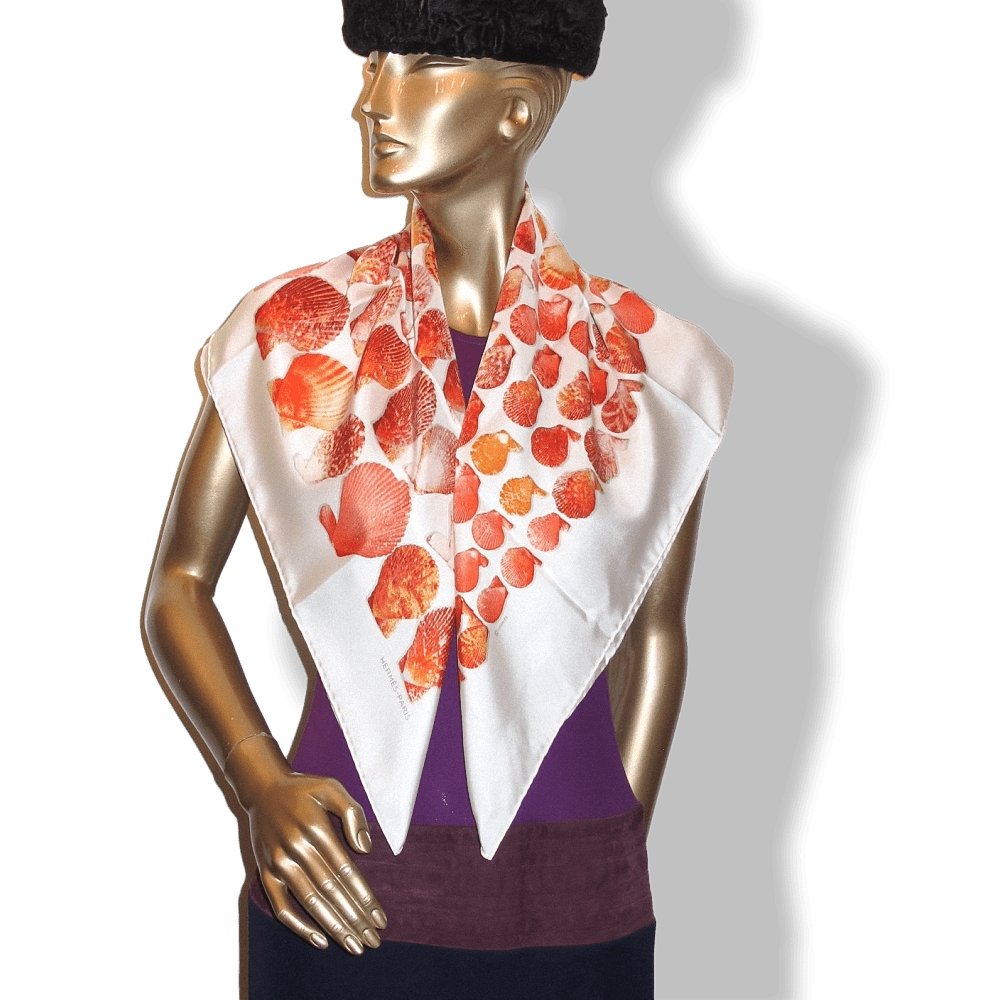 Hermes Coquilles by Robert Delpire Twill 90