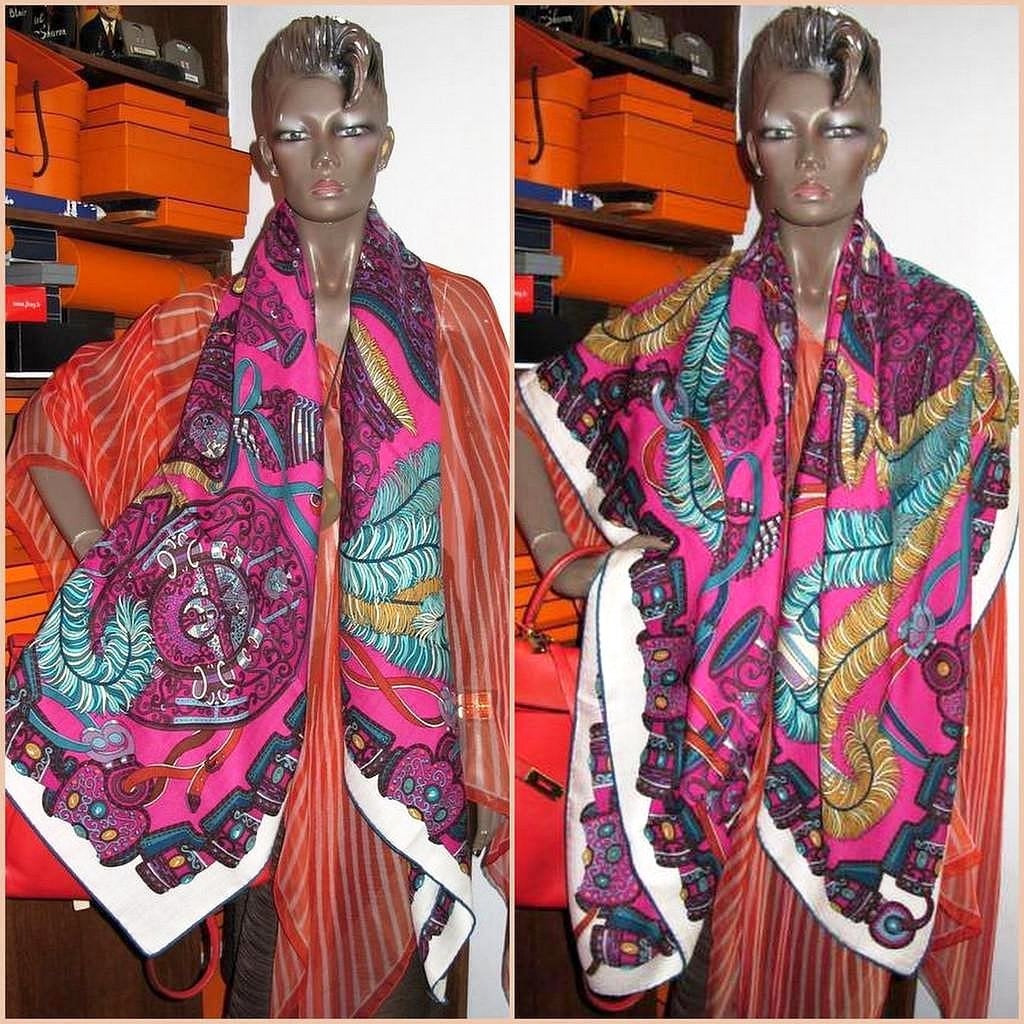 hermes shawl egide de mars rose vif prune