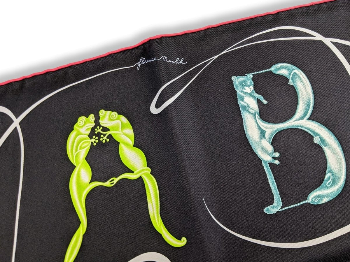 Hermes 2014 Noir/Blanc/Rouge FAUNE LETTREE by Florence Manlik Twill 90