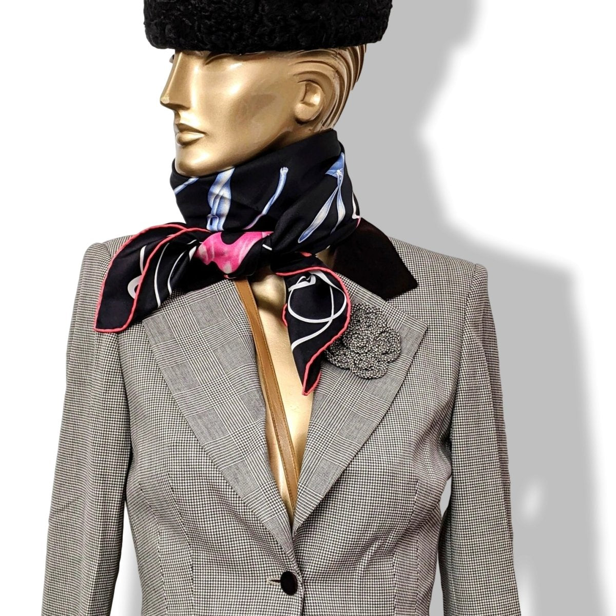 Hermes 2014 Noir/Blanc/Rouge FAUNE LETTREE by Florence Manlik Twill 90
