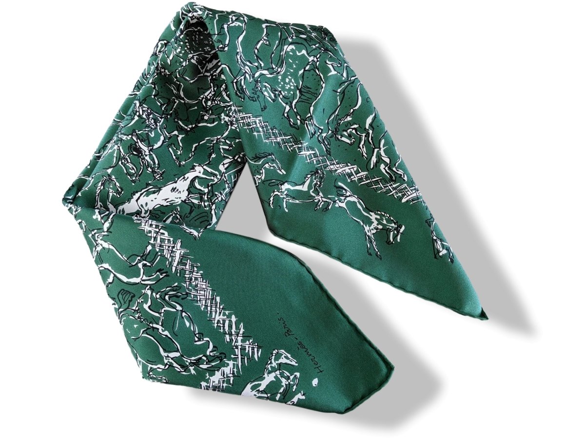 Hermes Green/White RANCH BANDANA by Philippe Dumas Twill Silk Carre 55, Mint!