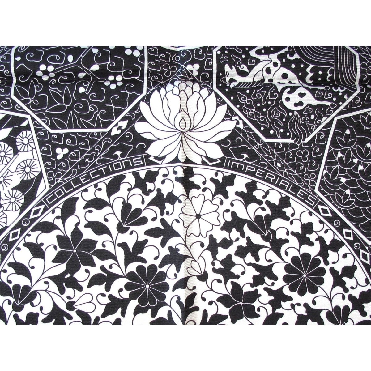 Hermes Collections Imperiales by Catherine Baschet Twill 90