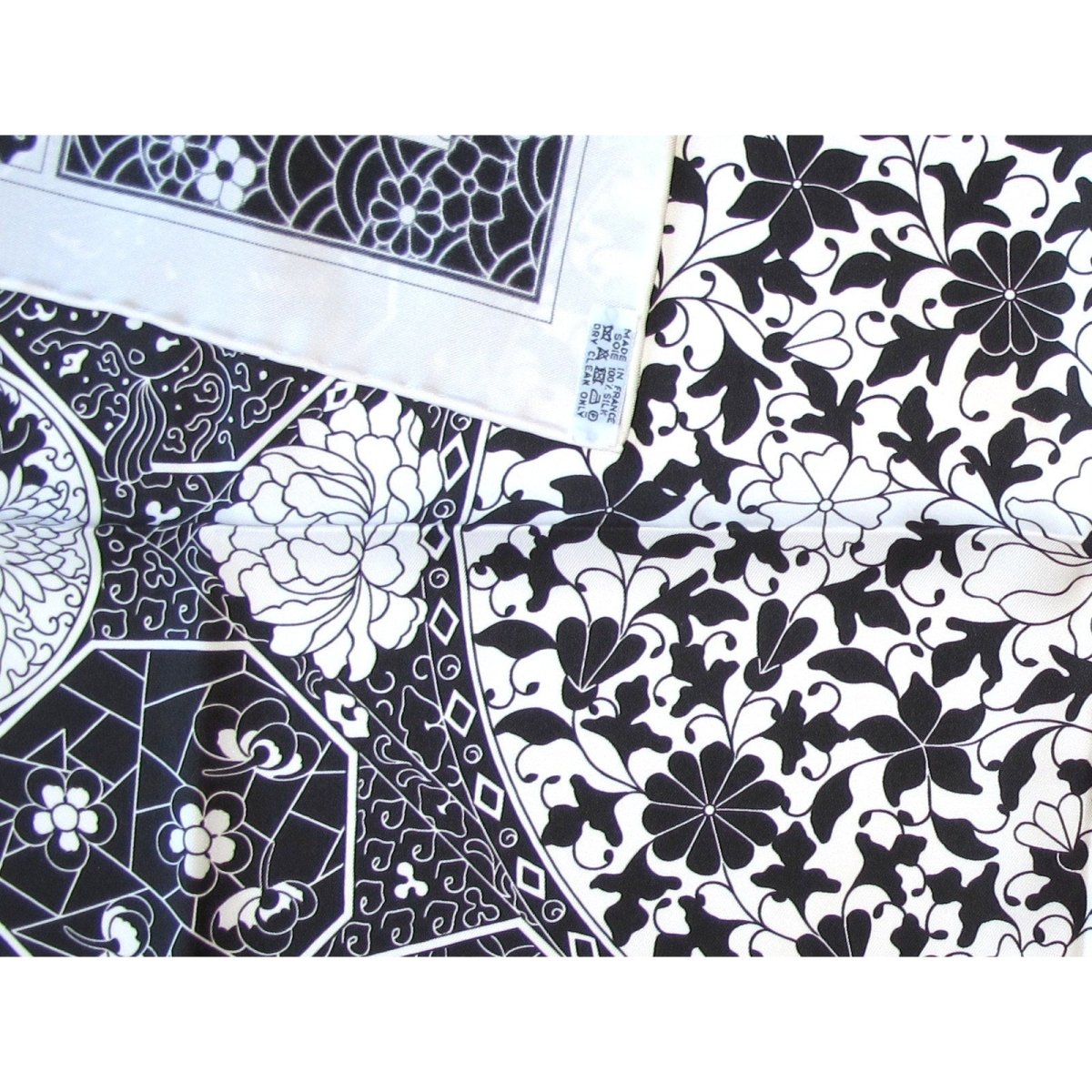 Hermes Collections Imperiales by Catherine Baschet Twill 90
