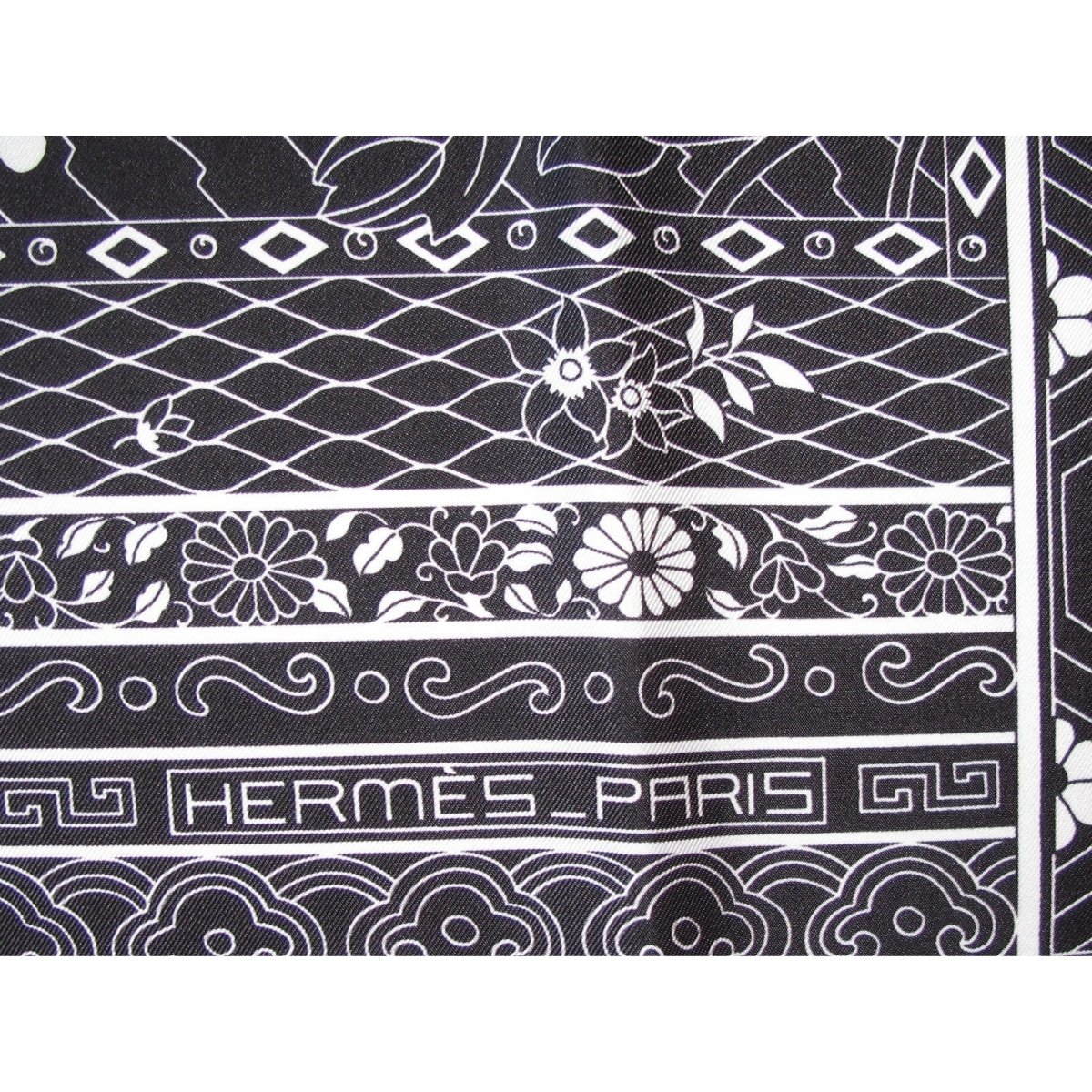 Hermes Collections Imperiales by Catherine Baschet Twill 90