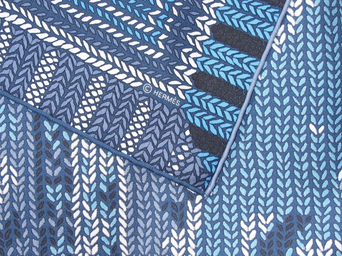 Hermes Au coin du Feu by Dimitri Rybaltchenko Jersey Print Knit Twill 90