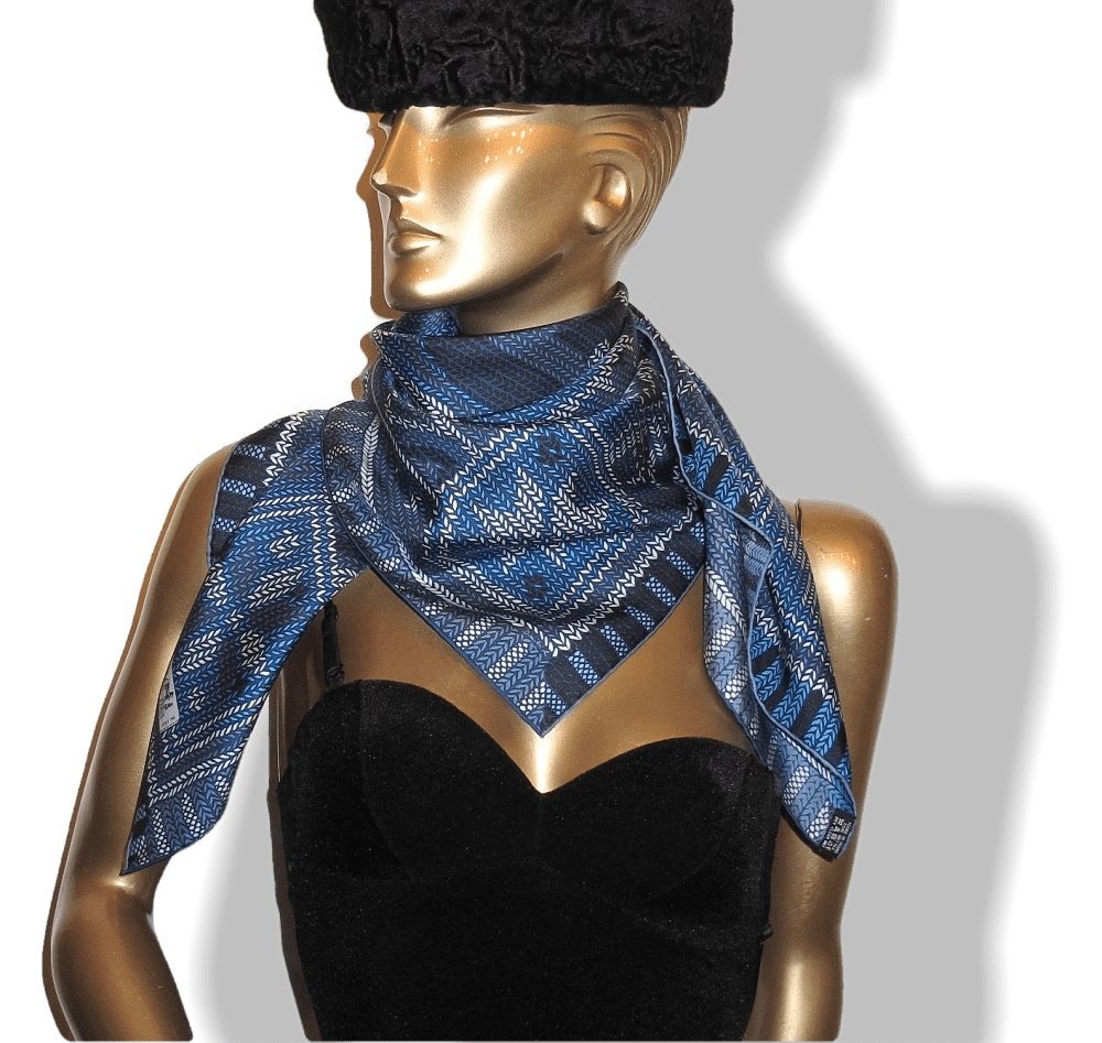 Hermes Au coin du Feu by Dimitri Rybaltchenko Jersey Print Knit Twill 90