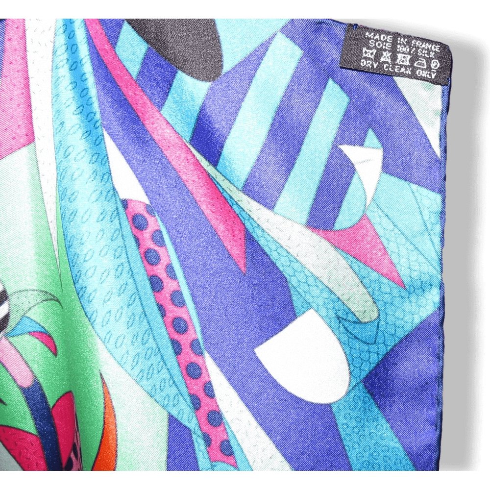 Hermes Paradis de Soie by Laetitia Bianchi Carre Geant Twill Plume 140