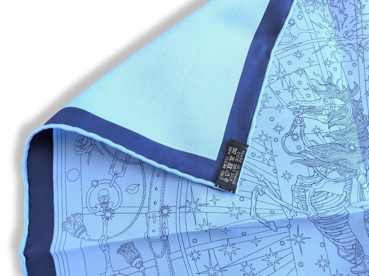 Hermes 2016 Ciel/Marine C'est la Fête by Daisuke Nomura Pocket Scarf Gavroche 42cm