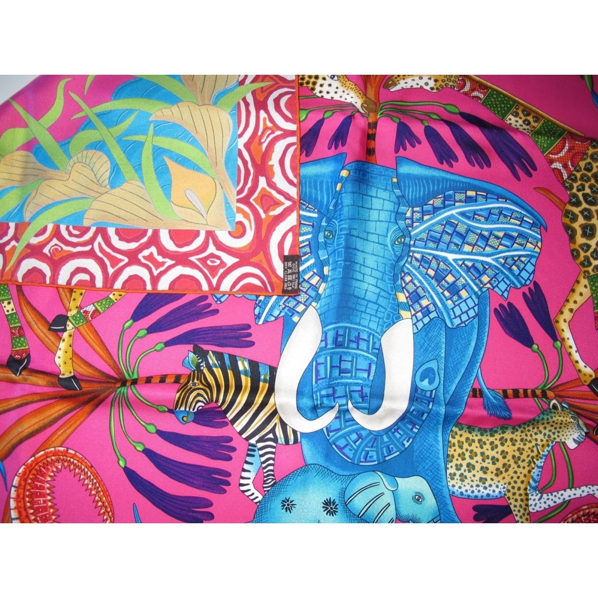 Hermes 2016 Rose Vif/Blue La Marche du Zambeze Twill 90, Mint! - poupishop