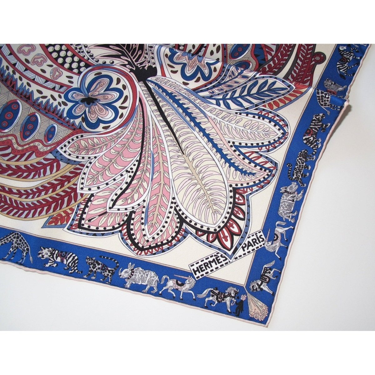 Hermes 2017 Blue/Pink Le Jardin de la Maharani by Annie Faivre, Mint! - poupishop