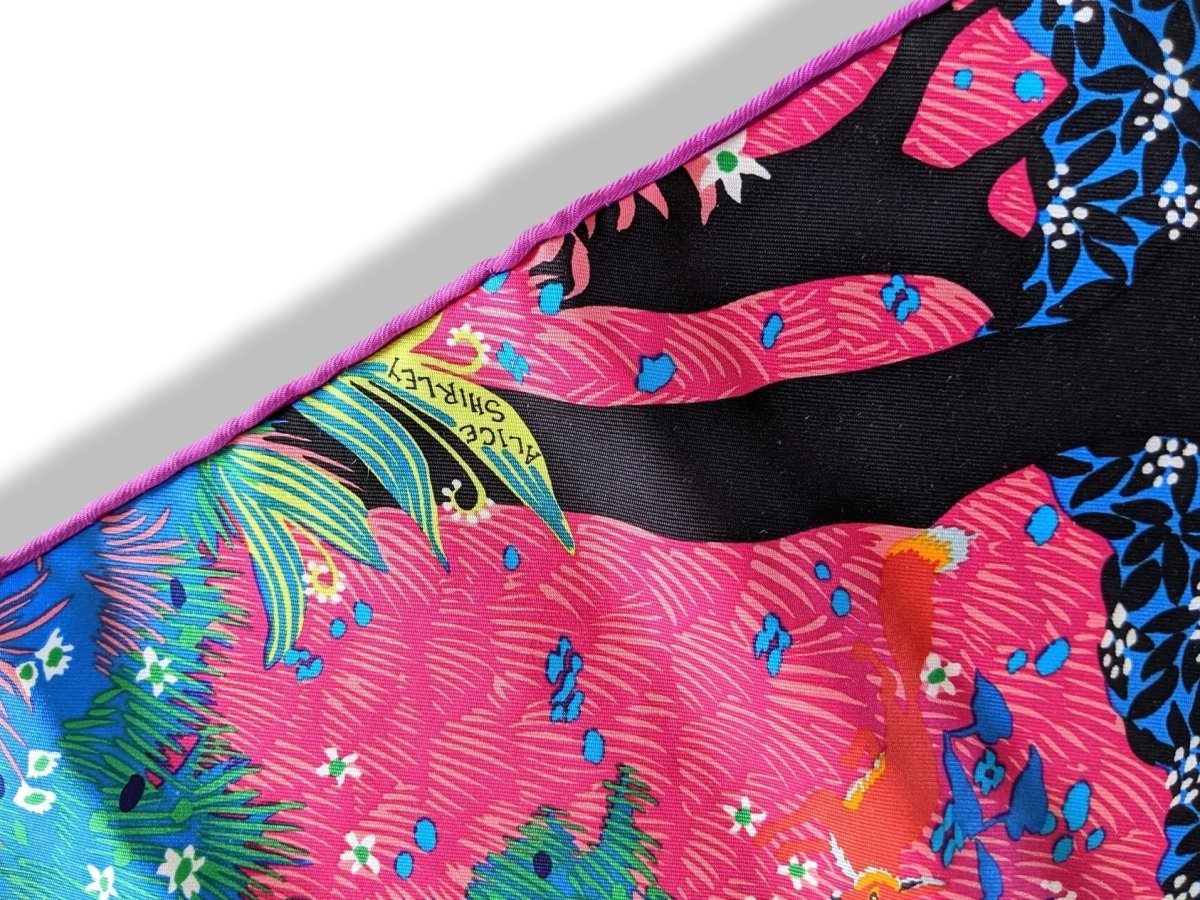 Hermes 2017 Fuchsia Green Pink DANS UN JARDIN ANGLAIS by Alice Shirley Gavroche Carre Scarf 45 CM - poupishop