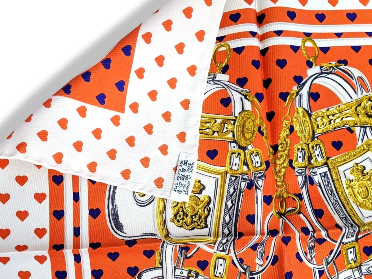 Hermes 2017 Special Issue White/Orange BRIDES DE GALA LOVE Twill Gavroche 45 cm, New! - poupishop