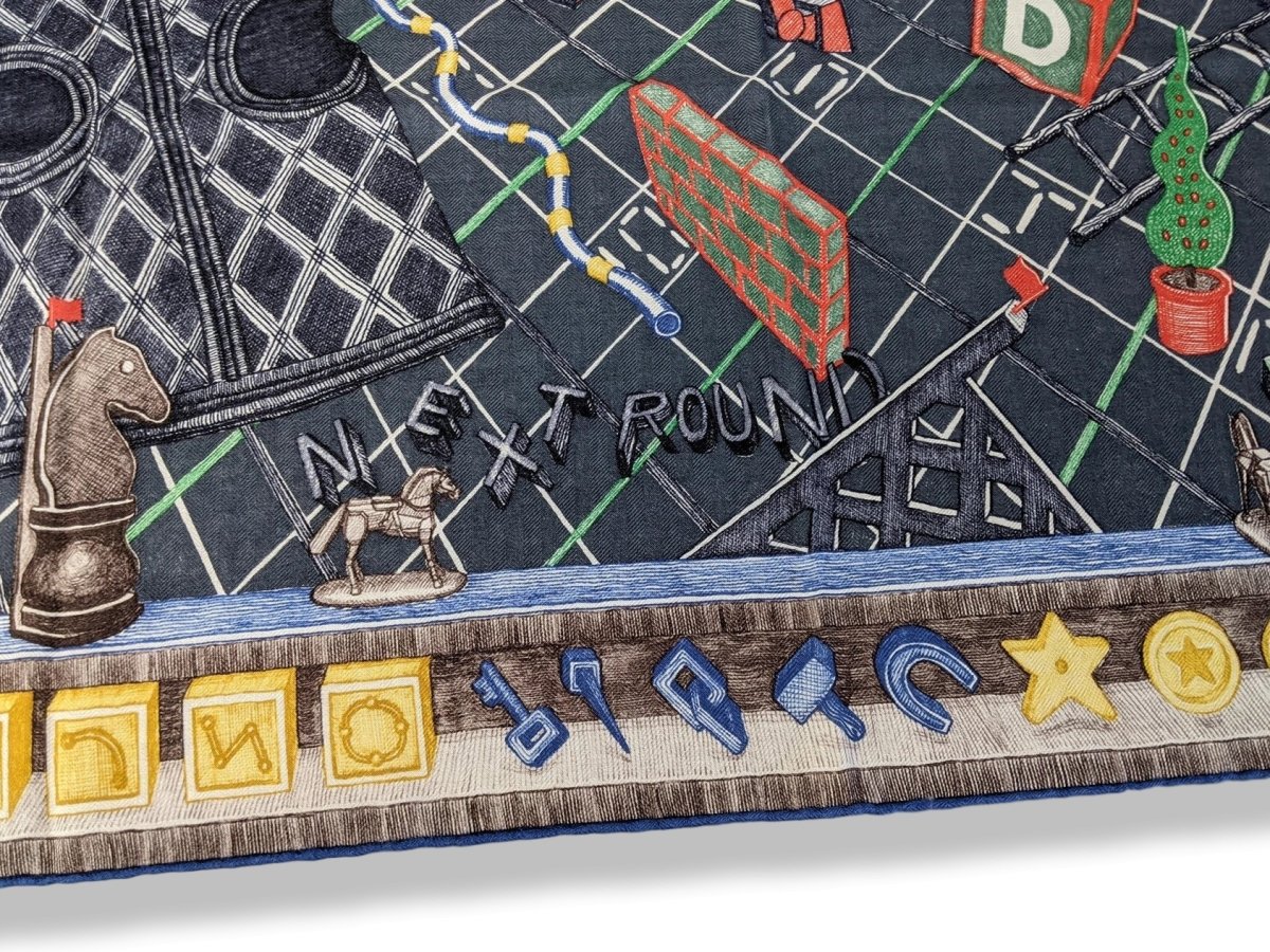 Hermes 2018 Anthracite/Rouge/Vert THE GAME by Elia Kofuros 70% Cashmere/30% Silk Carre H 100 cm, BNWT! - poupishop