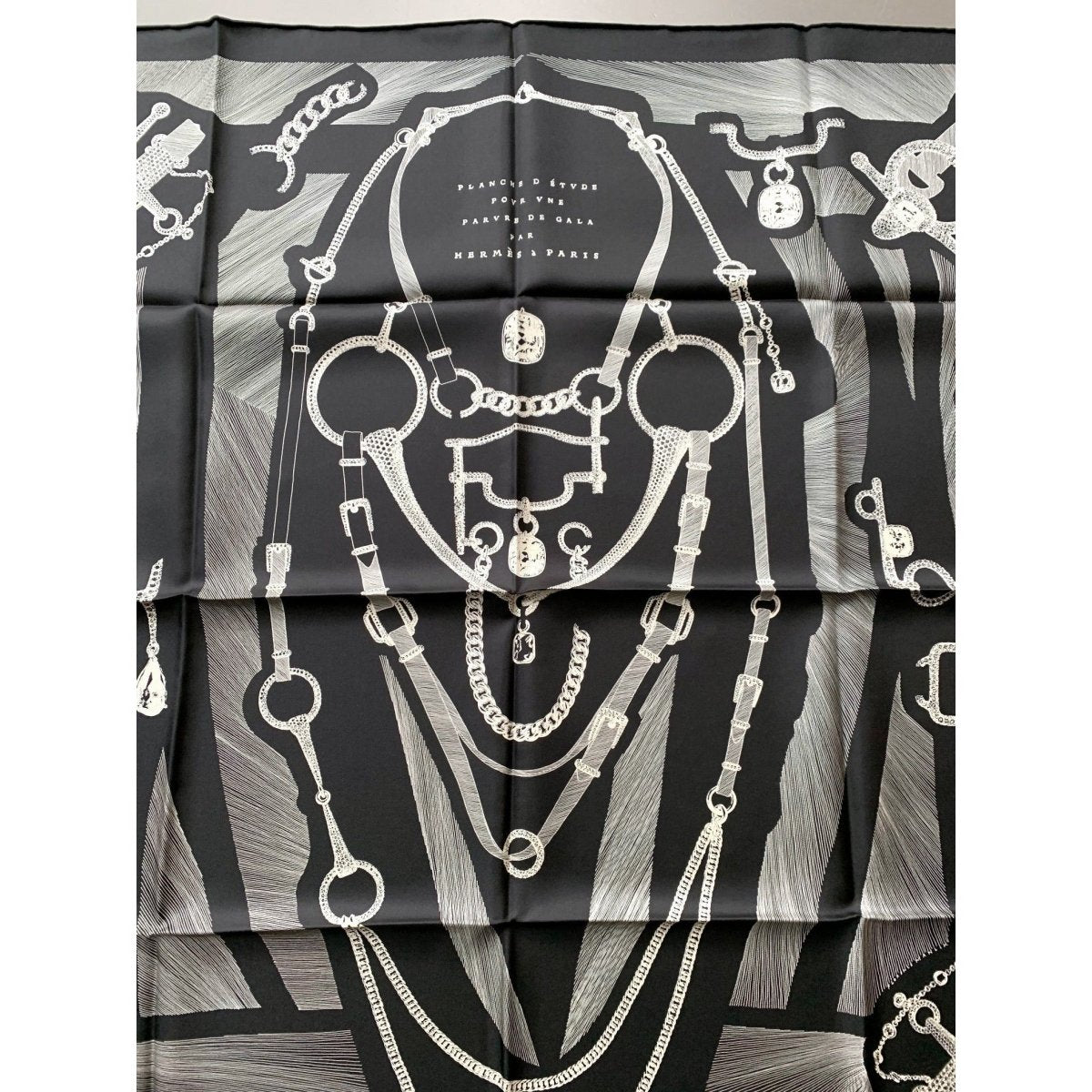 Hermes 2018 Black White ETUDE POUR UNE PARURE DE GALA by Florence Manlik Twill Silk Carre 90cm cm, BNWTIB! - poupishop