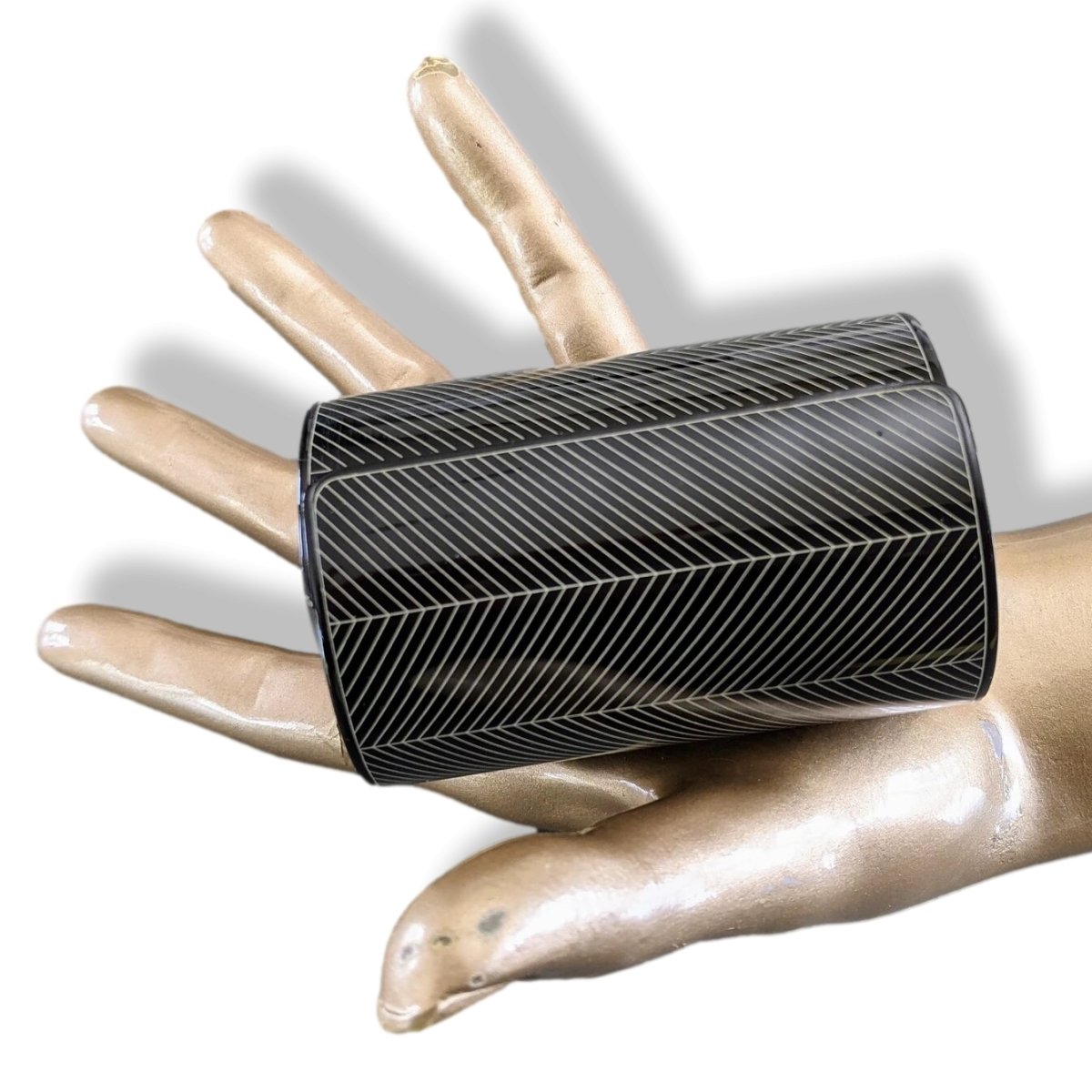 Hermes 2018 Black/Silver Resine Manchette CHEVRON Bracelet All Sizes, New and Incredible! - poupishop