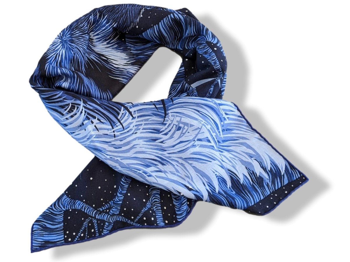 Hermes 2018 Bleu Marine/Azur/Ciel AWOOOOO by Alice Shirley 70% Cashmere/30% Silk Carre H 100 cm, BNWT! - poupishop