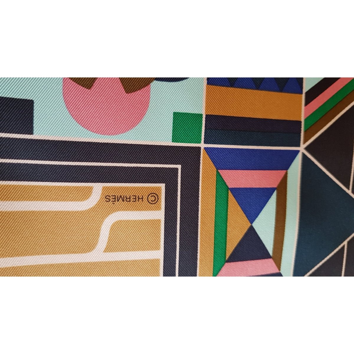 Hermes 2018 Blue Pink Yellow NDOP by Anamorphee Inspired by Africa Twill 90cm, NIB! - poupishop