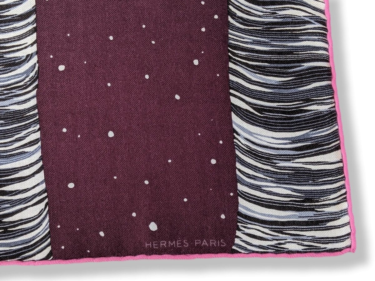 Hermes 2018 Plum/Grey/Ice Blue AWOOOOO by Alice Shirley 70% Cashmere/30% Silk Carre H 100 cm, BNWT!